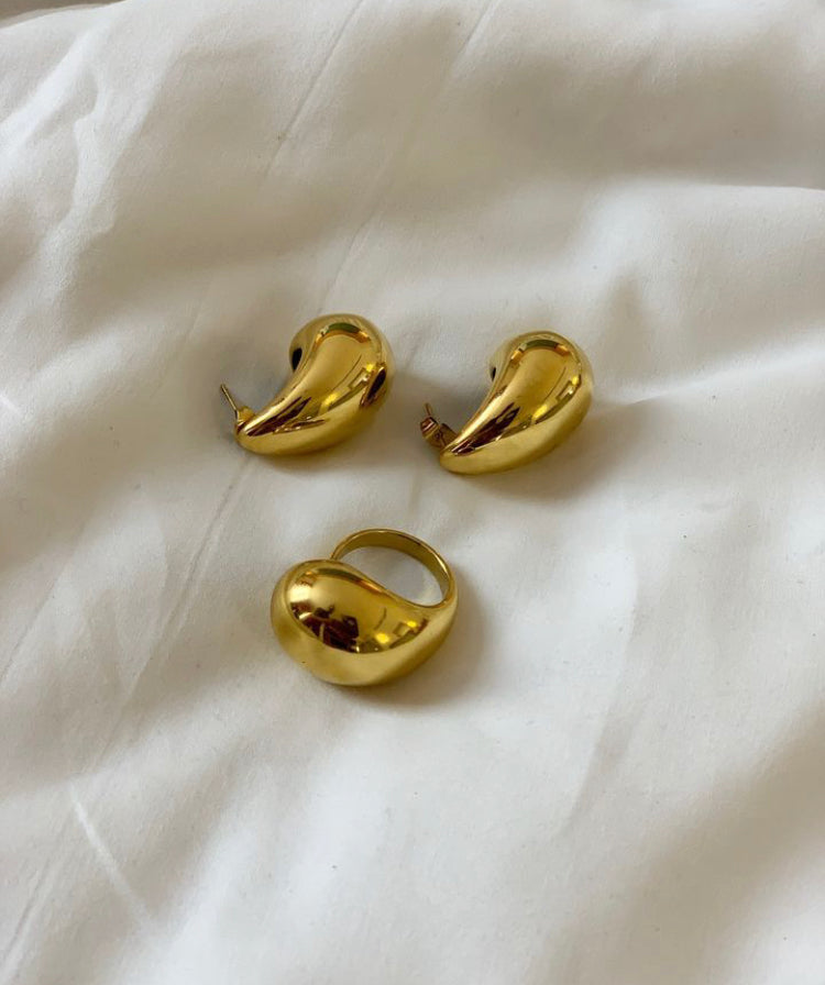 Tear Drop Ring (Size 8)