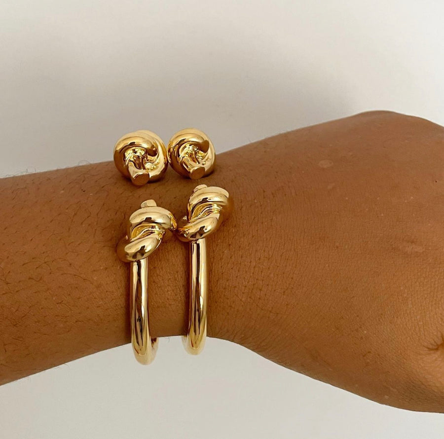 Double Knot Gold Bracelet