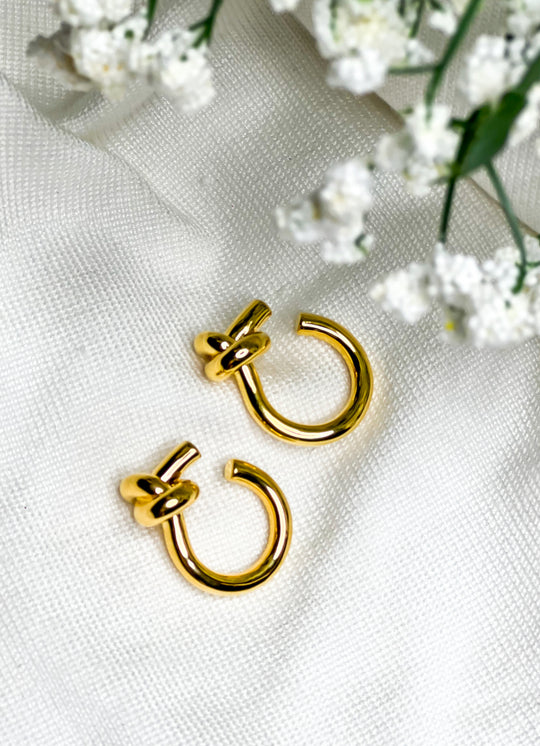 Separate Knot Gold Ring